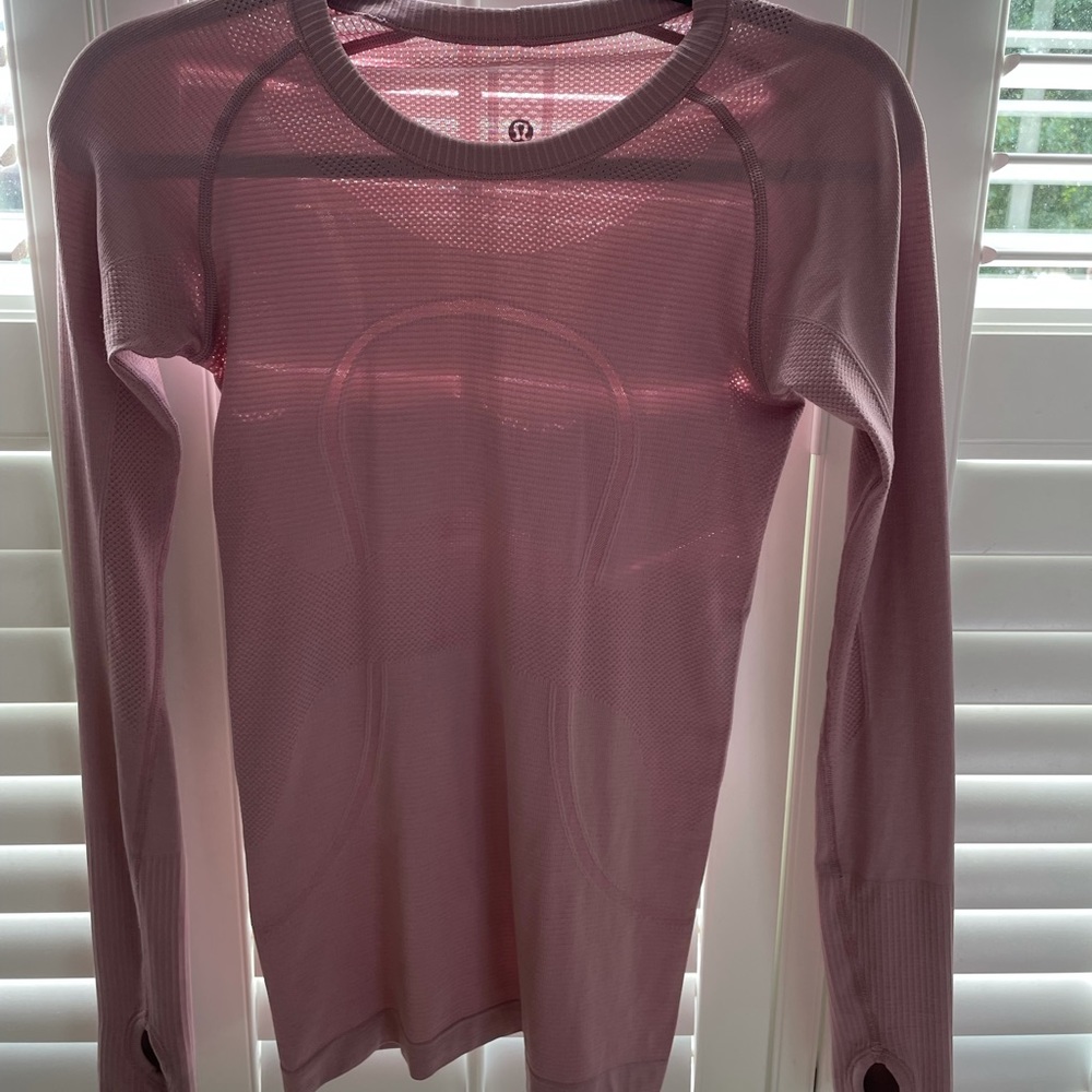 COPY - Lululemon long sleeve swiftly tech size 4